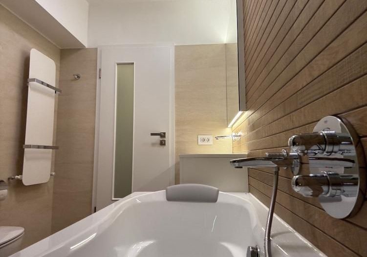 Vanzare Apartament 4 Camere  Zona Unirii - Lux - Poză 12