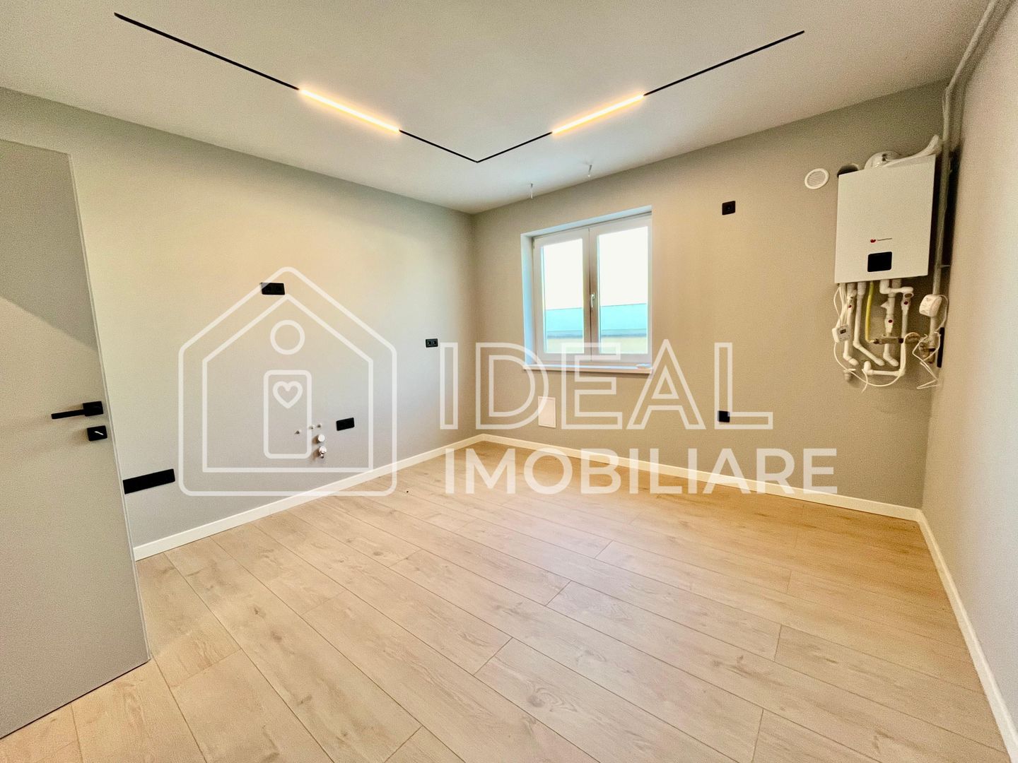 Penthouse cu 3 camere LA CHEIE, cu terase de 200mpu, zona Calea Surii Mici - Poză 10