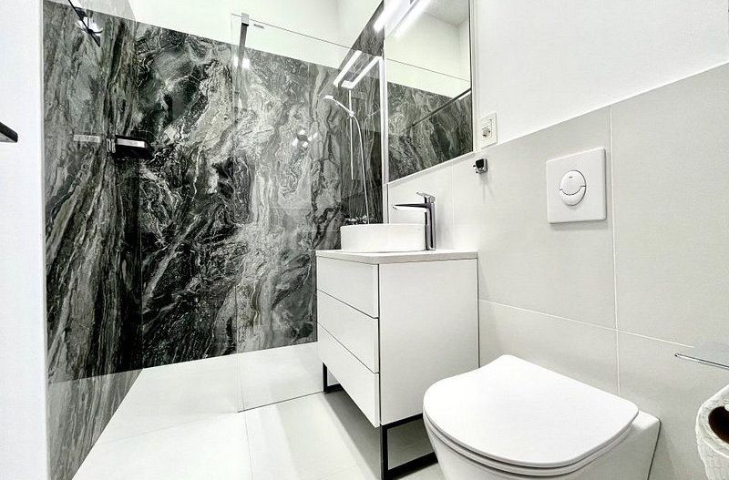 Elegant, finisaje premium, locație deosebita - 3 camere  în Bălcescu - Poză 24