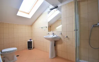Vilă Duplex 240 mp | Grădină | Garaj | zona Pipera - Poză 19