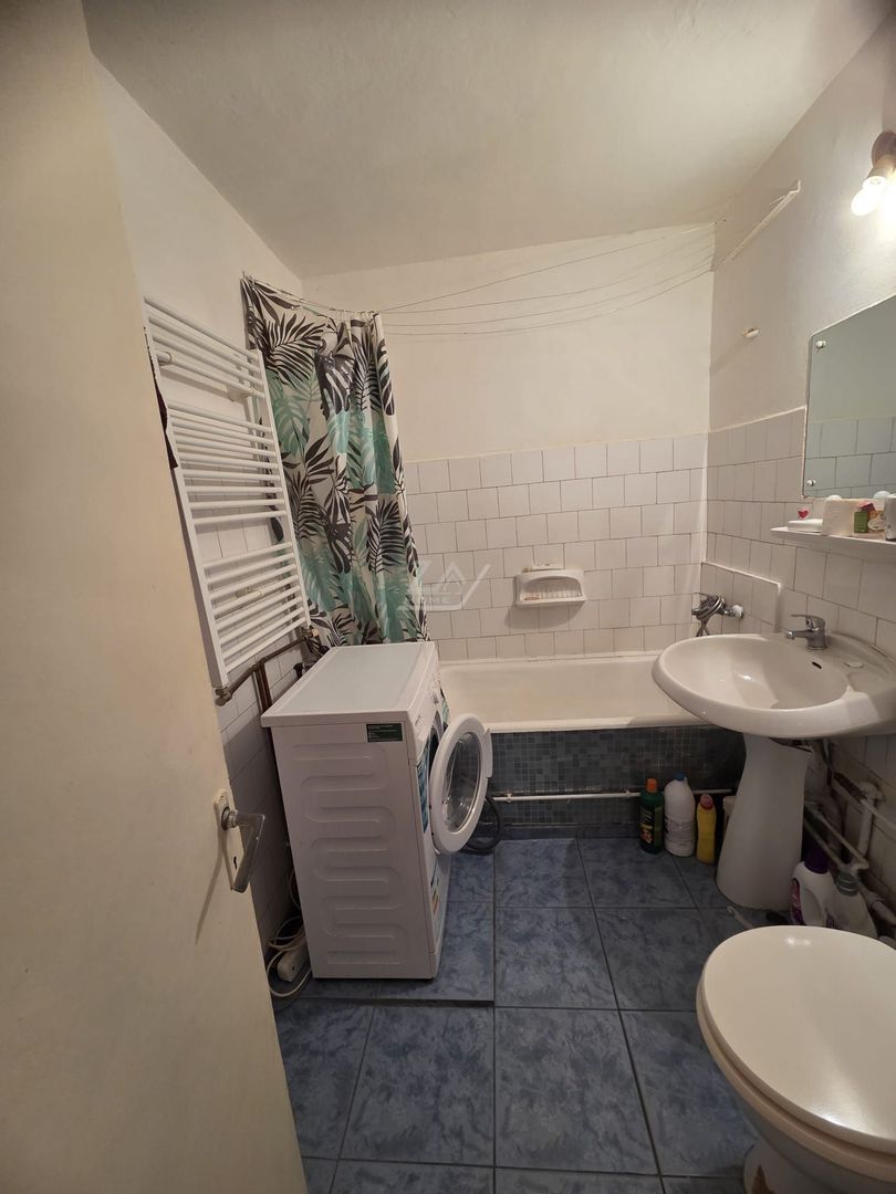 Direct proprietar. Etaj 1. Decomandat. - Poză 10