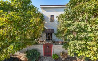 Viluta cocheta cu curte frumoasa in Mamaia Sat! - Poză 37