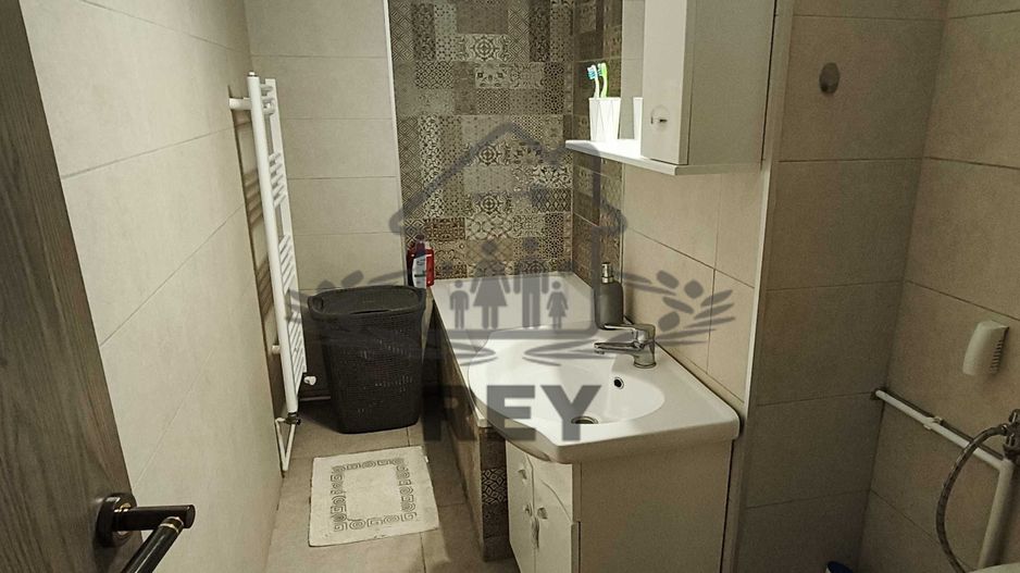 Apartament cu 2 camere, etaj intermediar, renovat - Poză 5