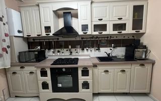 Casă tip înșiruit, 4 camere, Cetate, renovată 2024, acces 2 străzi - Poză 2