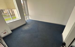 Spatiu de birouri la artera - Poză 6