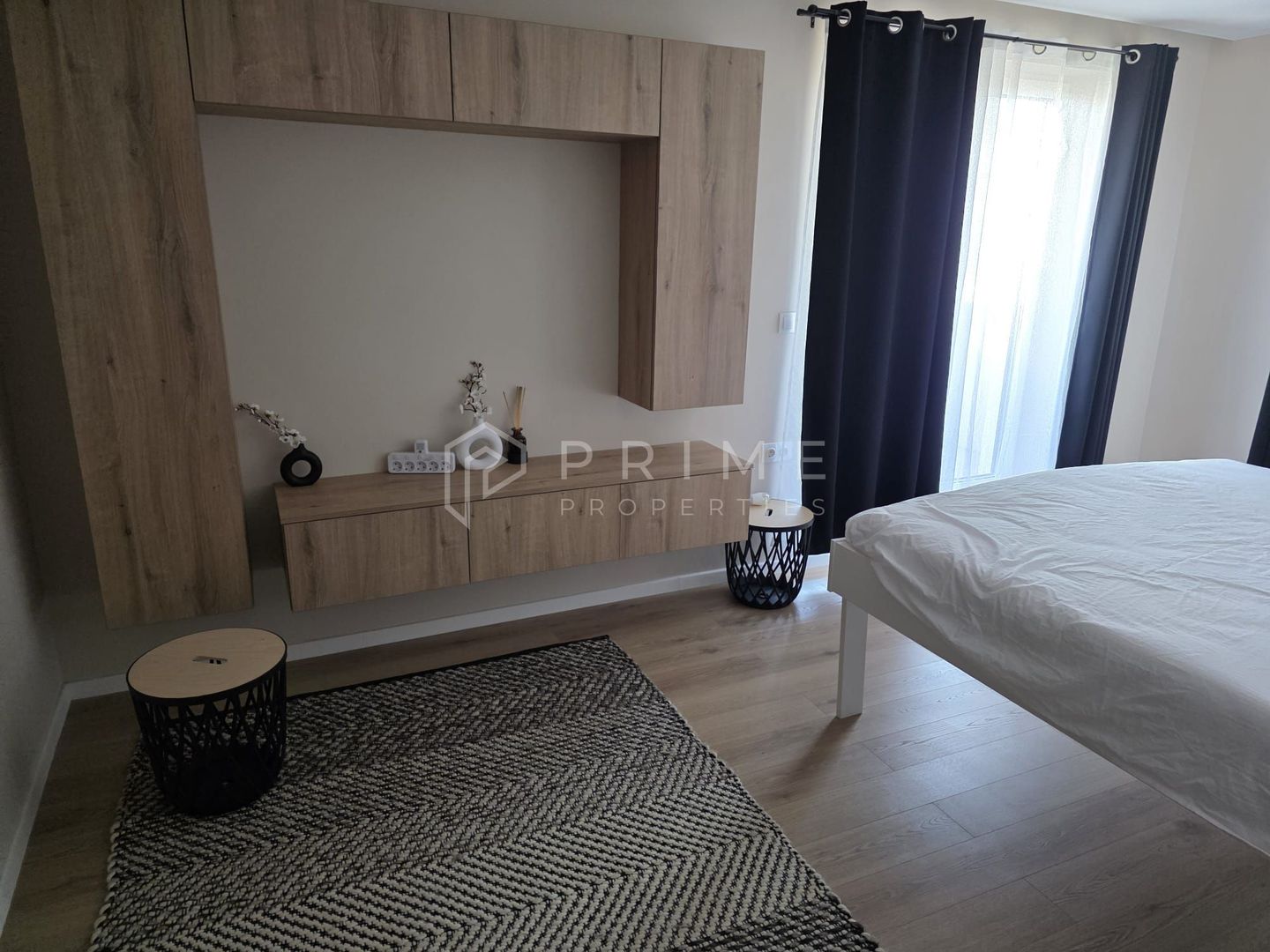 De închiriat – Apartament nou, 2 camere, mobilat lux, Maurer Residence - Poză 5