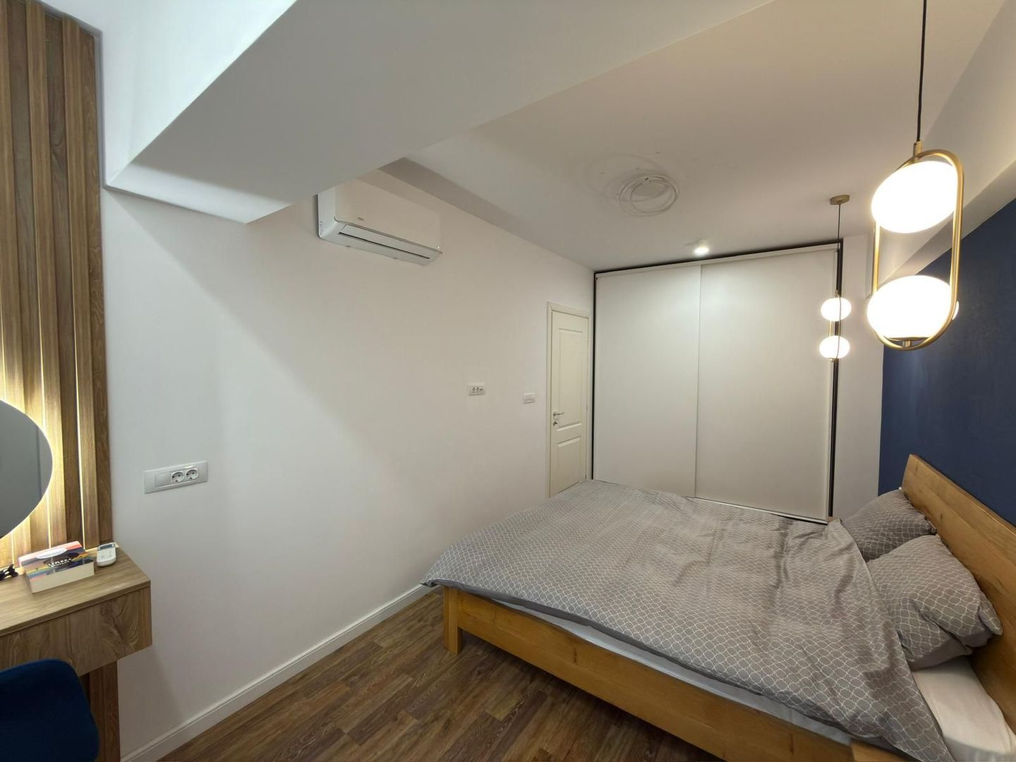 Apartament 2 camere dec 51 mp Tatarasi 160000 euro loc de parcare+boxa - Poză 1