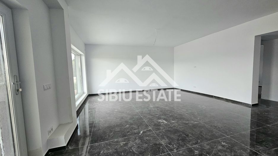 Casa moderna terase panoramice, garaj, curte mare - Poză 9