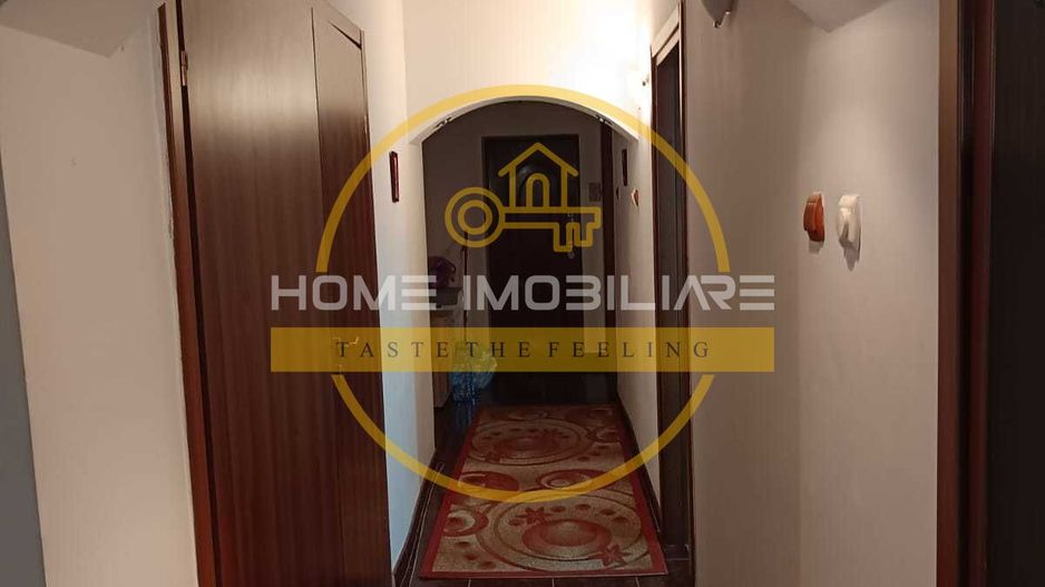 Etaj 1, P-ta Voievozilor, 3 Camere Decomandat zona Alexandru cel Bun - Poză 3