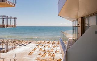 Studiou în prima linie la mare, cu vedere directă la mare - Poză 2