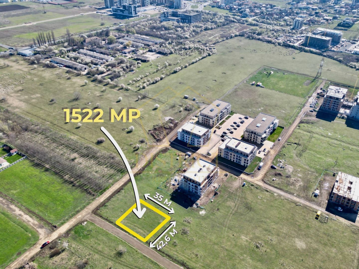 Teren intravilan locuinte colective 1522mp | Torontalului - Poză 1