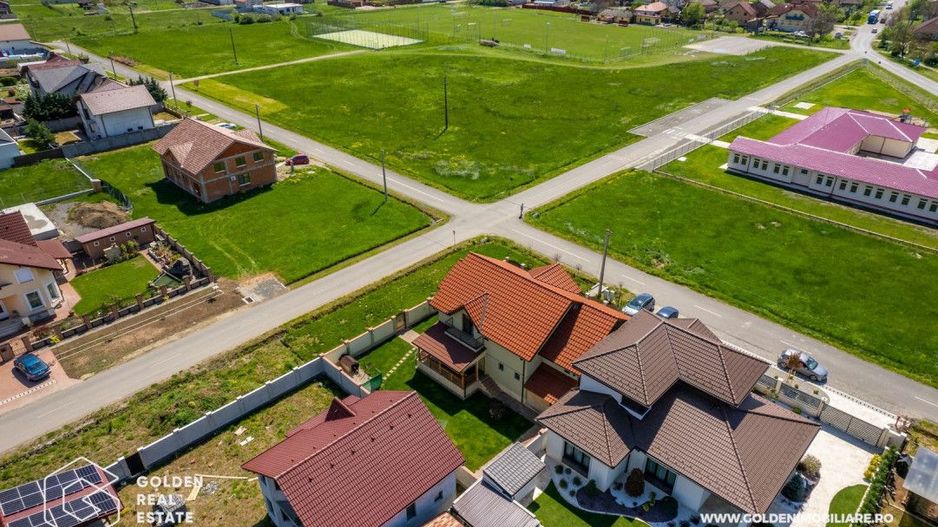 Vilă de lux în localitatea Livada - Poză 38