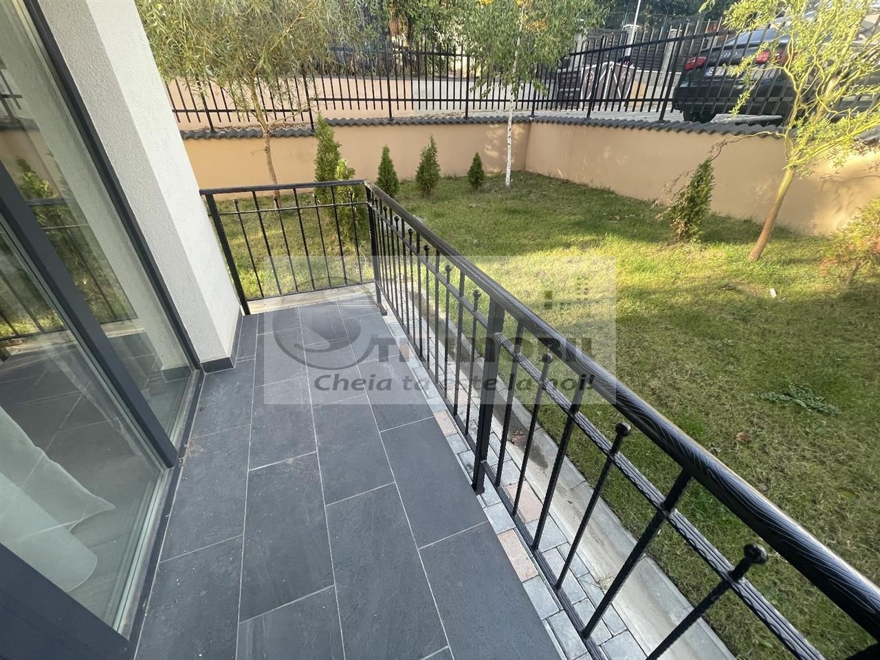 2 CAM INTABULAT ,MOBILAT CU GRADINA  CAPAT CUG  predare imediata - Poză 1