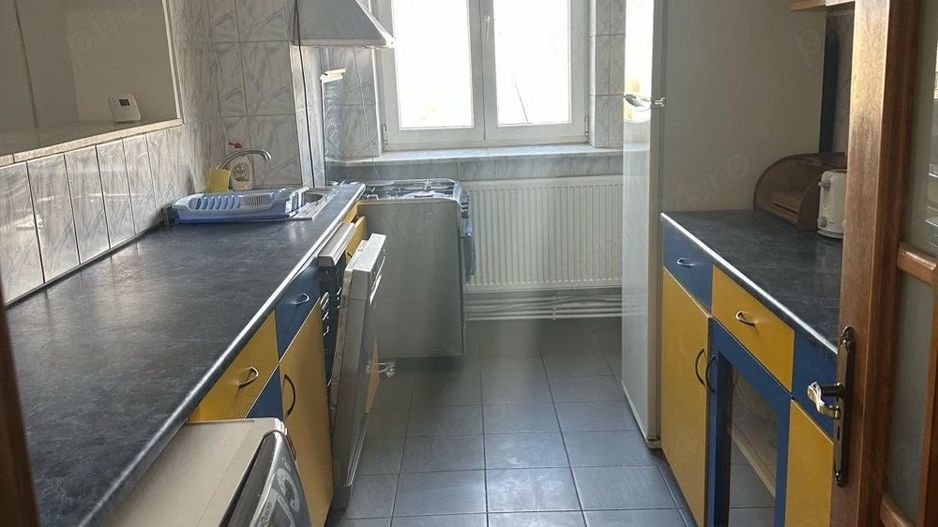 Apartament decomandat 3 camere - Poză 3