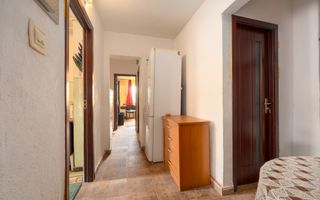 Apartament 3 camere, două băi, Bd. Roman Mușat - Poză 1