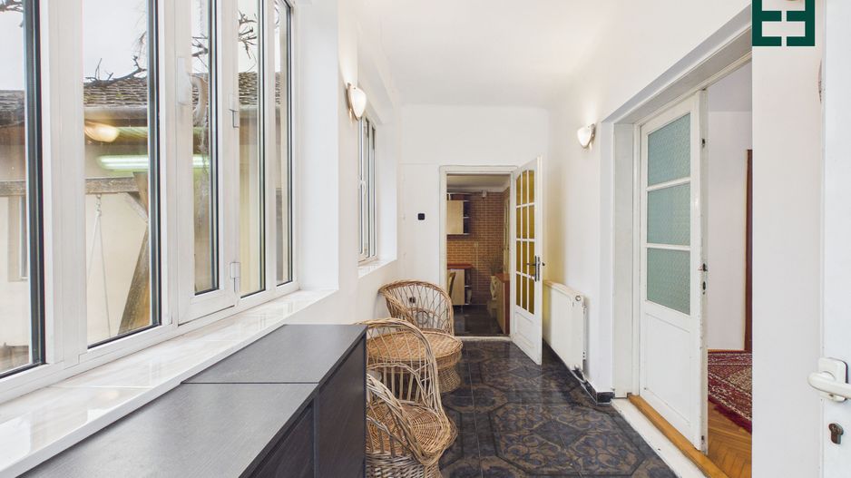 Casă cu 2 camere și 475 mp teren - Zona Aradul Nou - Arad - Poză 2