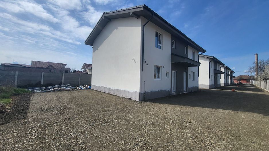 Duplex cu finisaje premium-ultimele unitati  Chisoda - Poză 1