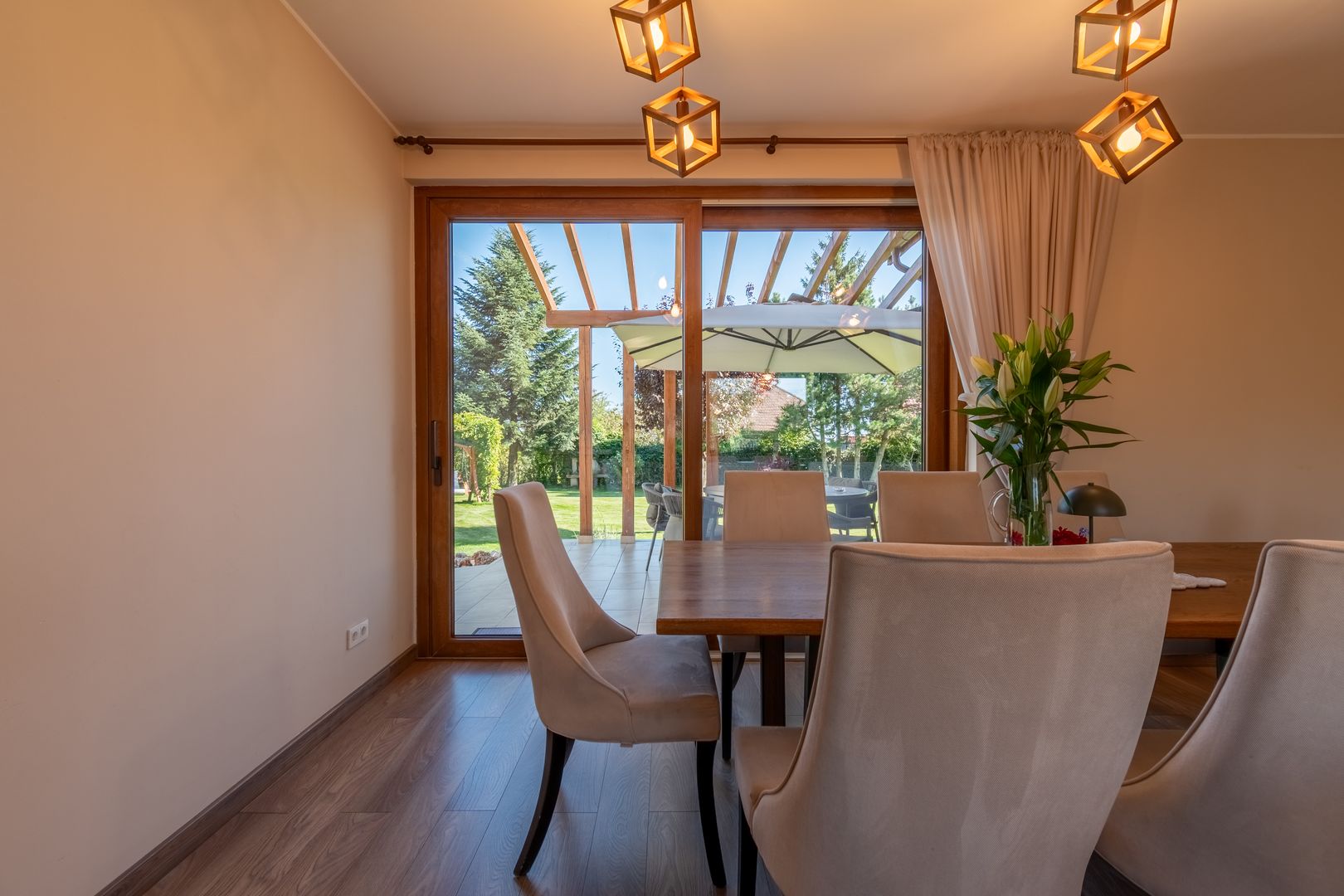 Proprietate exclusivista de vanzare: 2 case | 9 camere | 2000 mp teren - Poză 33