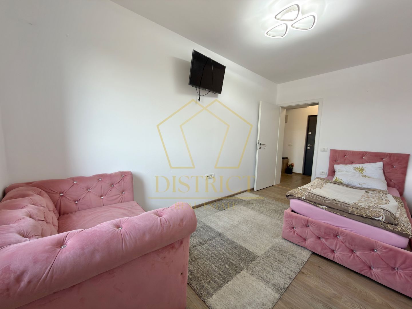 Apartament cu 3 camere complet mobilat si utilat la etajul 2 in Giroc - Chisoda. - Poză 9