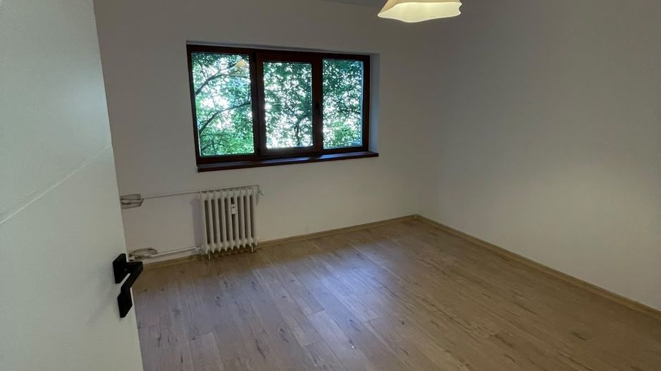 Apartament 2 camere de vanzare Apusului - Poză 1