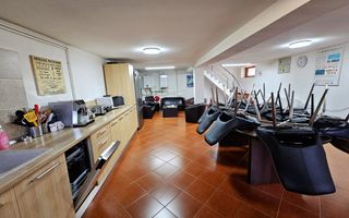 Casa S+P+M, 9 camere, ideala pentru birouri sau clinica, zona Centru - Poză 14