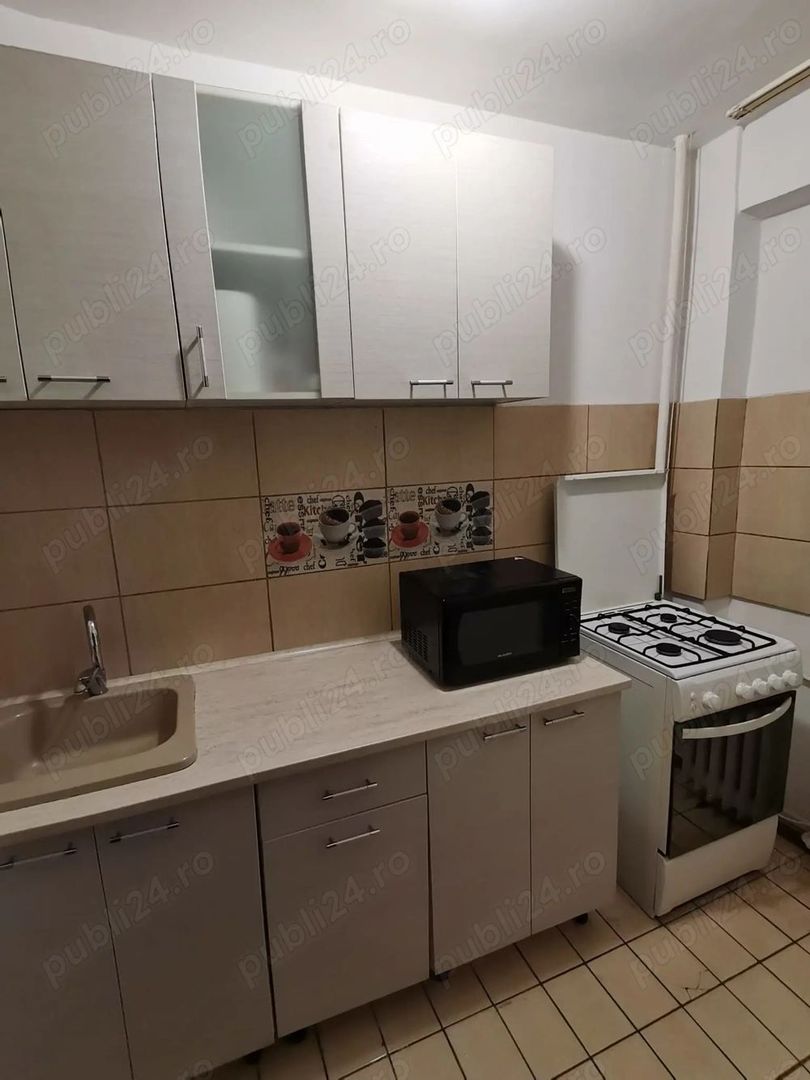 Vanzare Garsonieră 32 mp, etaj 4, renovată, mobilata, zonă 1 Mai - Poză 6