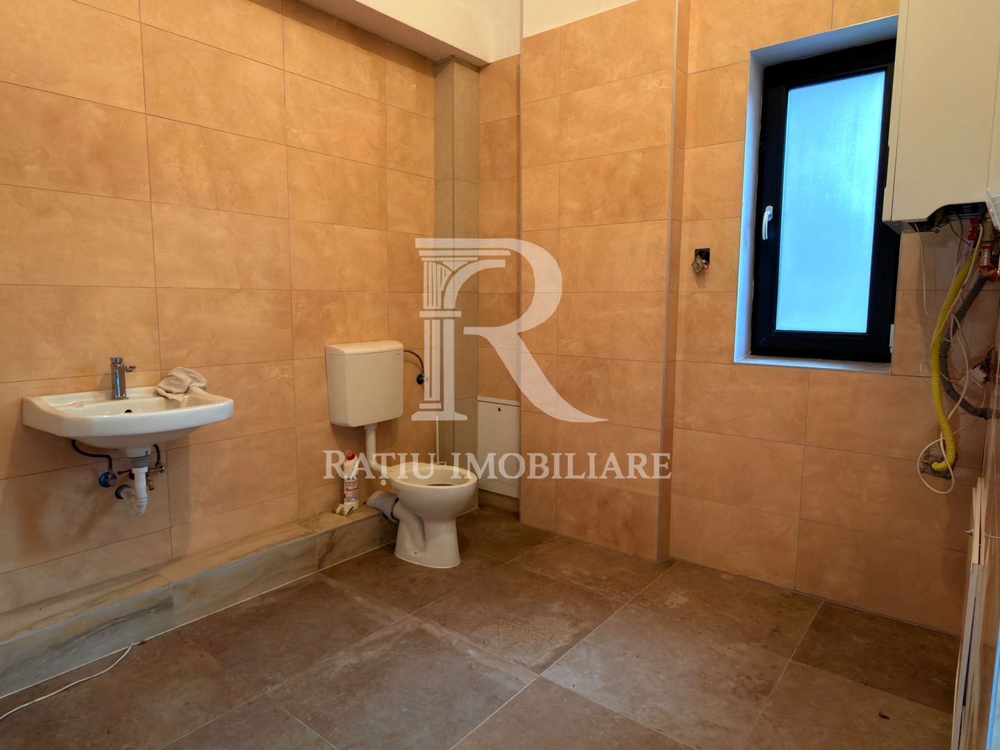 Spațiu comercial de închiriat | Ultracentral | Oradea - Poză 8