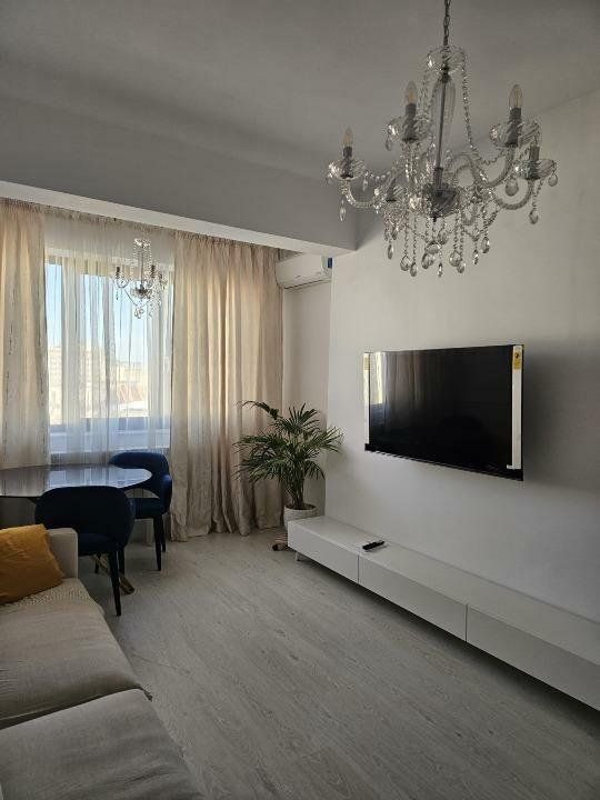 Apartament 3 camere ,Lux 13 septembrie Merriott - Poză 1
