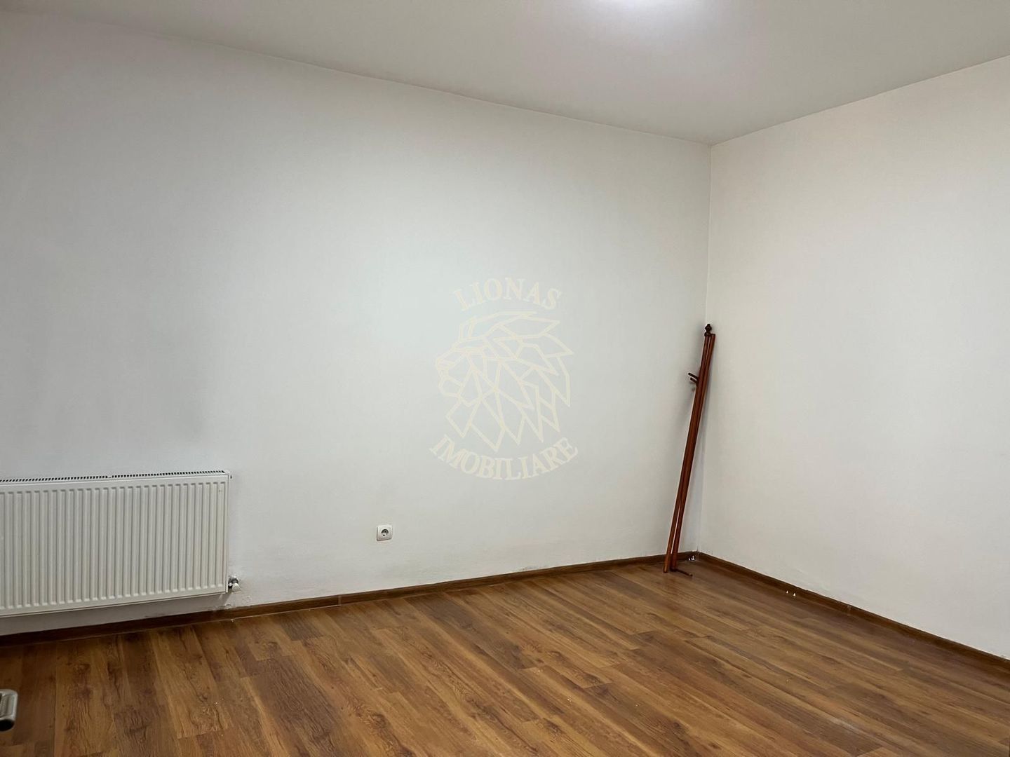 Spatiu birou 4 camere 132 mp-terasa-renovat-parcare-Ultracentral - Poză 1