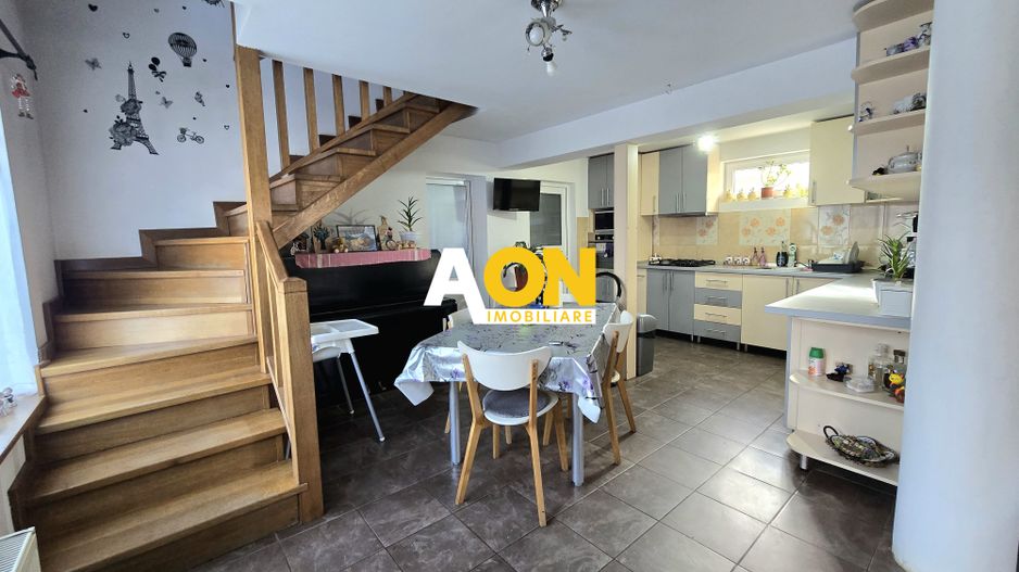 Casa Individuala 4 Camere, 3 bai, 550mp Teren - Poză 3