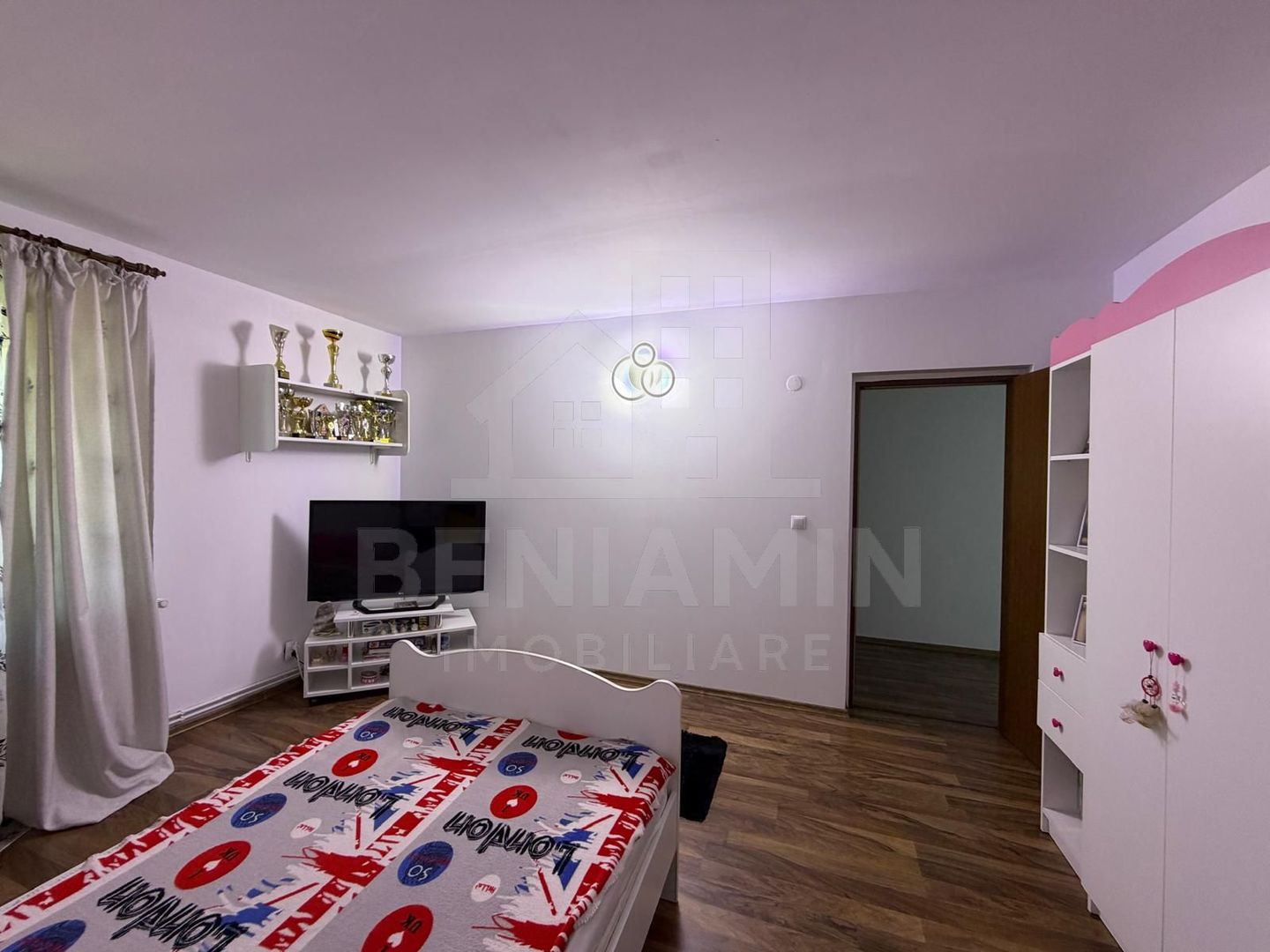 Casa moderna 5 Dormitoare 524mp teren Bariera Valcii -mobilata - Poză 14