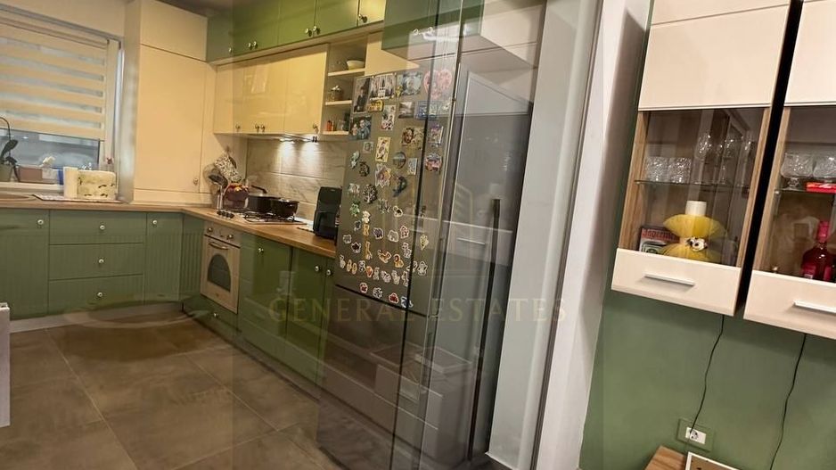 Apartament spre vinzare, 3 camere, modern, complet utilat, mobilat! - Poză 12