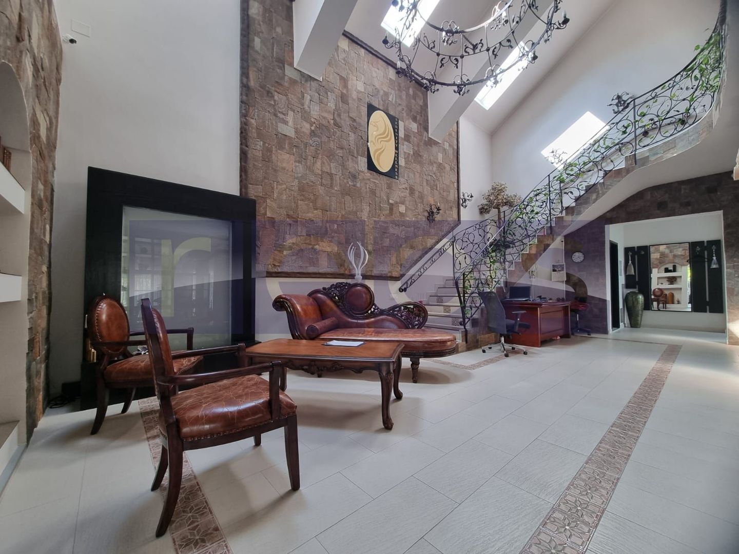 INCHIRIERE SPATIU COMERCIAL-2 VILE | ZONA MOGOSOAIA - Poză 6