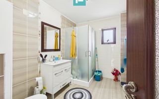 Vilă cu 6 camere și teren generos în Șagu - Poză 8