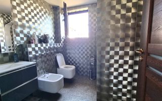 Casa individuala in Corusu, mobilata si utilata - Poză 6