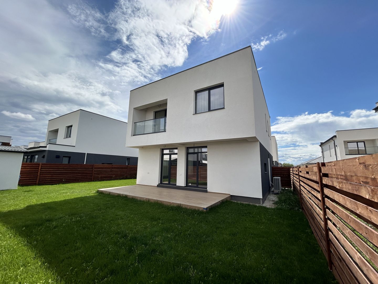 VILLANOVA RESIDENCE - Poză 12