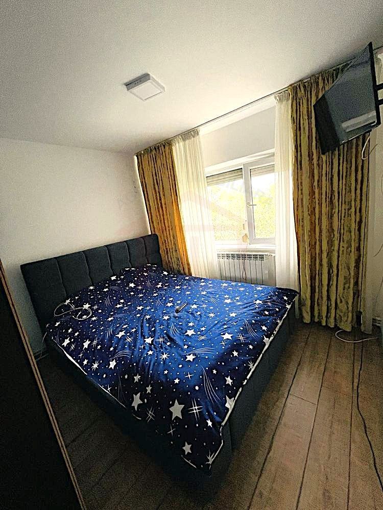 78000 euro, 2 camere decomandat , Micro 21 etaj 1, mobilat si utilat - Poză 6