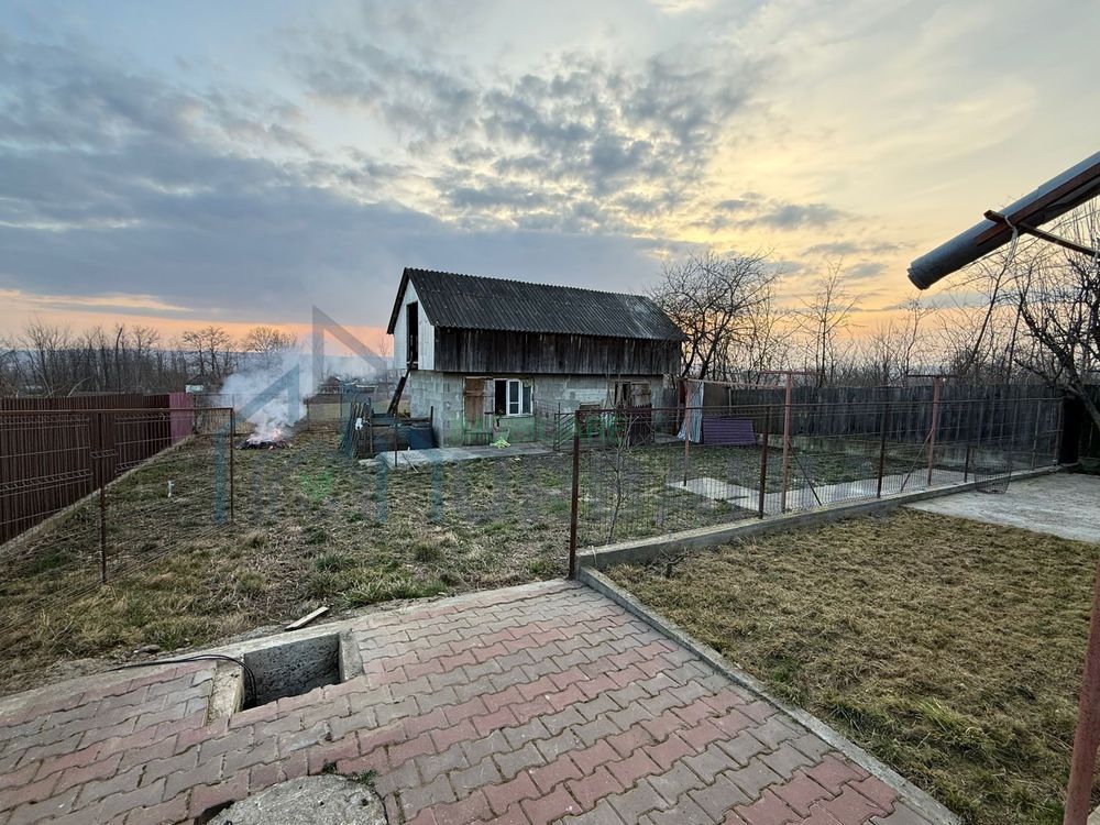 Casă de vânzare în satul Hărtoape, comuna Vânători, județul Iași - Poză 6