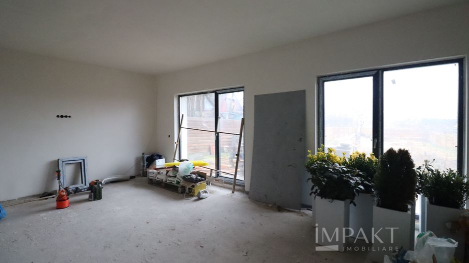 Duplex de vanzare In Dambul Rotund, teren de 697 mp! - Poză 2