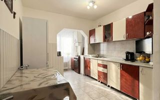 Apartament de vânzare în Sibiu, cu 2 camere decomandate, Terezian - Poză 5