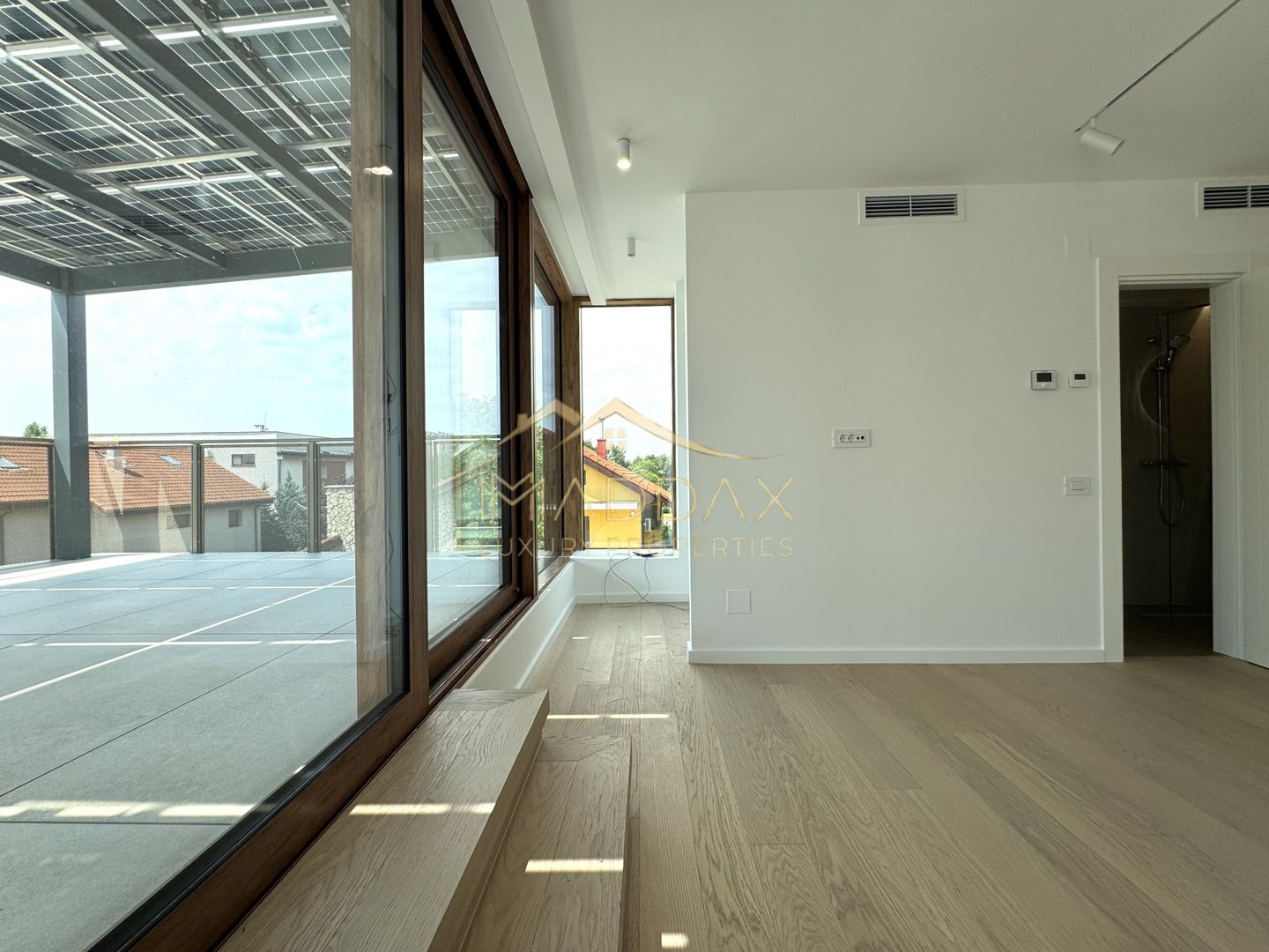 Vila cu 6 camere *575mp* / 12 locuri parcare // Pipera- Iancu Nicolae - Poză 48