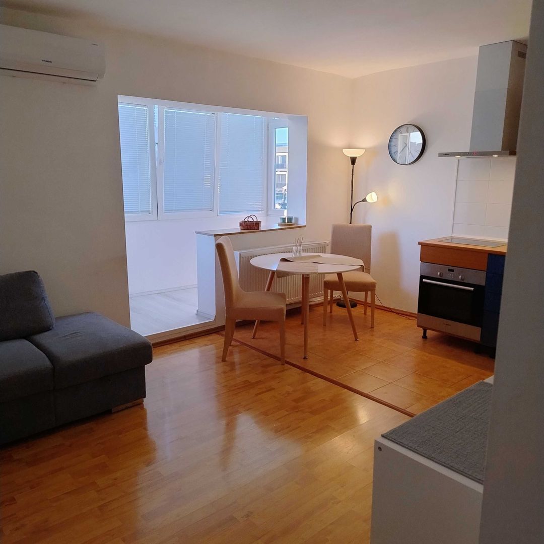 Apartament în chirie 3 camere- Aviației - Poză 3