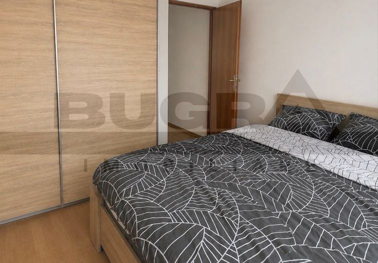 Apartament de 2 camere, 55mp, decomandat, parcare, zona Plopilor - Poză 4