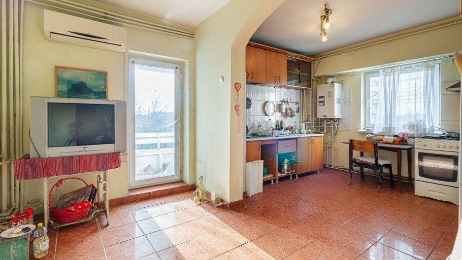 Apartament 3 camere 90 mp, etaj 1, stradal, Otopeni - Poză 6