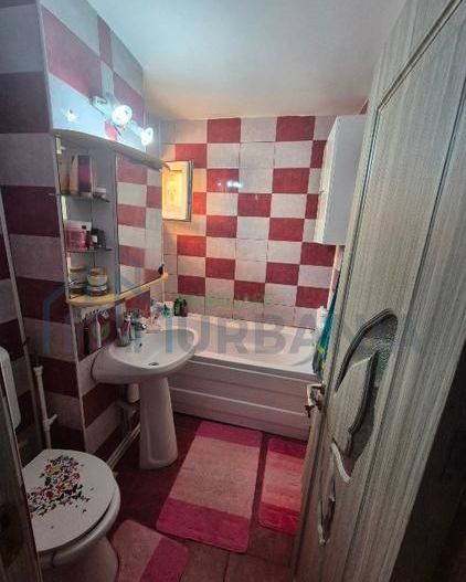 Apartament 3 camere etaj 4 de vânzare – Podu Roș, Aleea Rozelor, - Poză 5