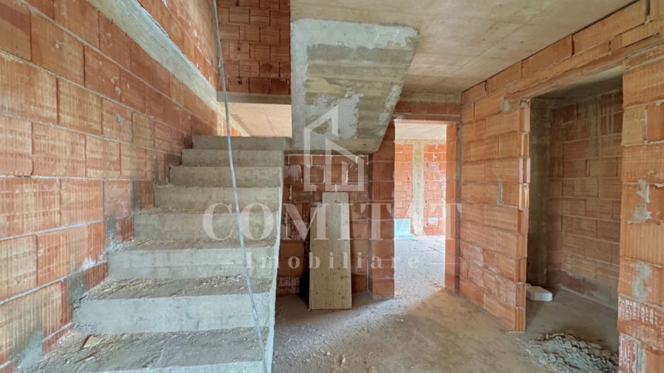 Casă individuală cu 5 camere de vânzare în Jucu | 1000 mp teren - Poză 4