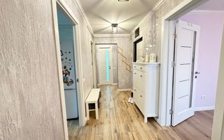 Apartament decomandat cu 3 camere si 2 bai in zona Soarelui - Poză 3