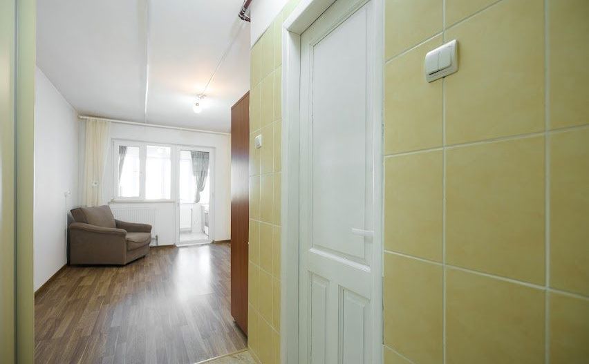 Garsoniera cocheta Prundu, zona linistita! Zero comision! - Poză 5