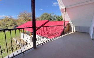 Casa de vanzare la 13 km de Onesti - Poză 25