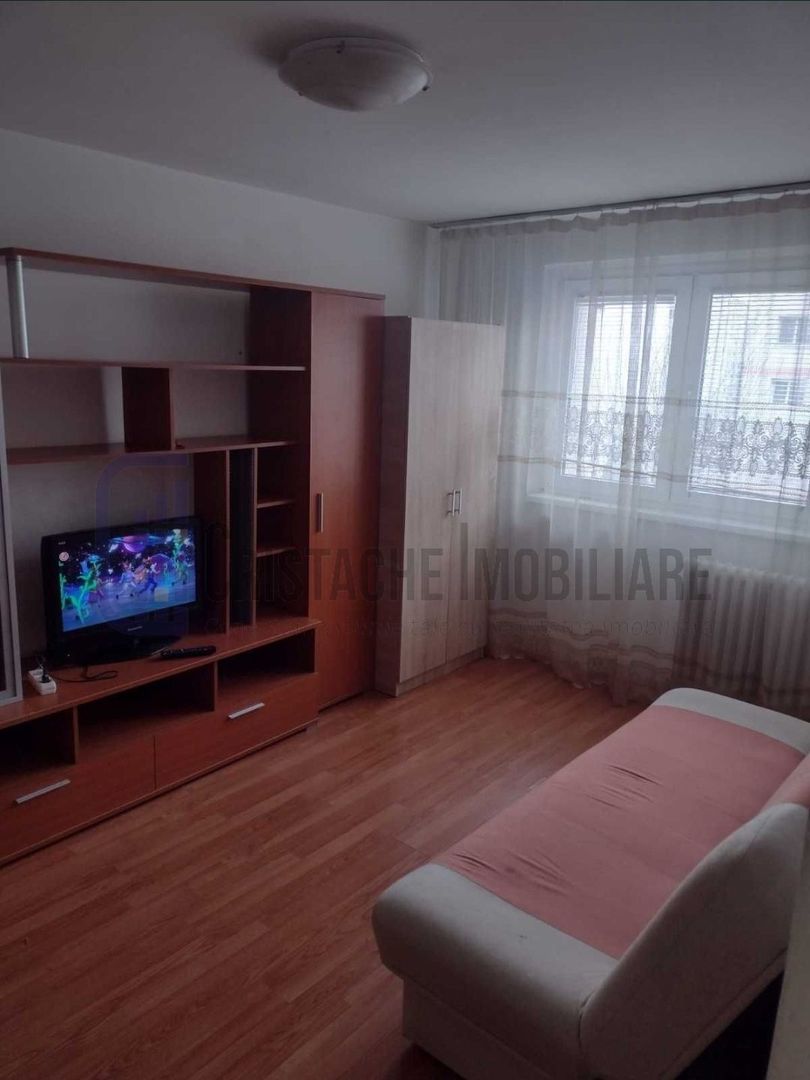 Piata Minis | Bloc reabilitat termic | Etaj intermediar | Metrou 10 min. - Poză 1